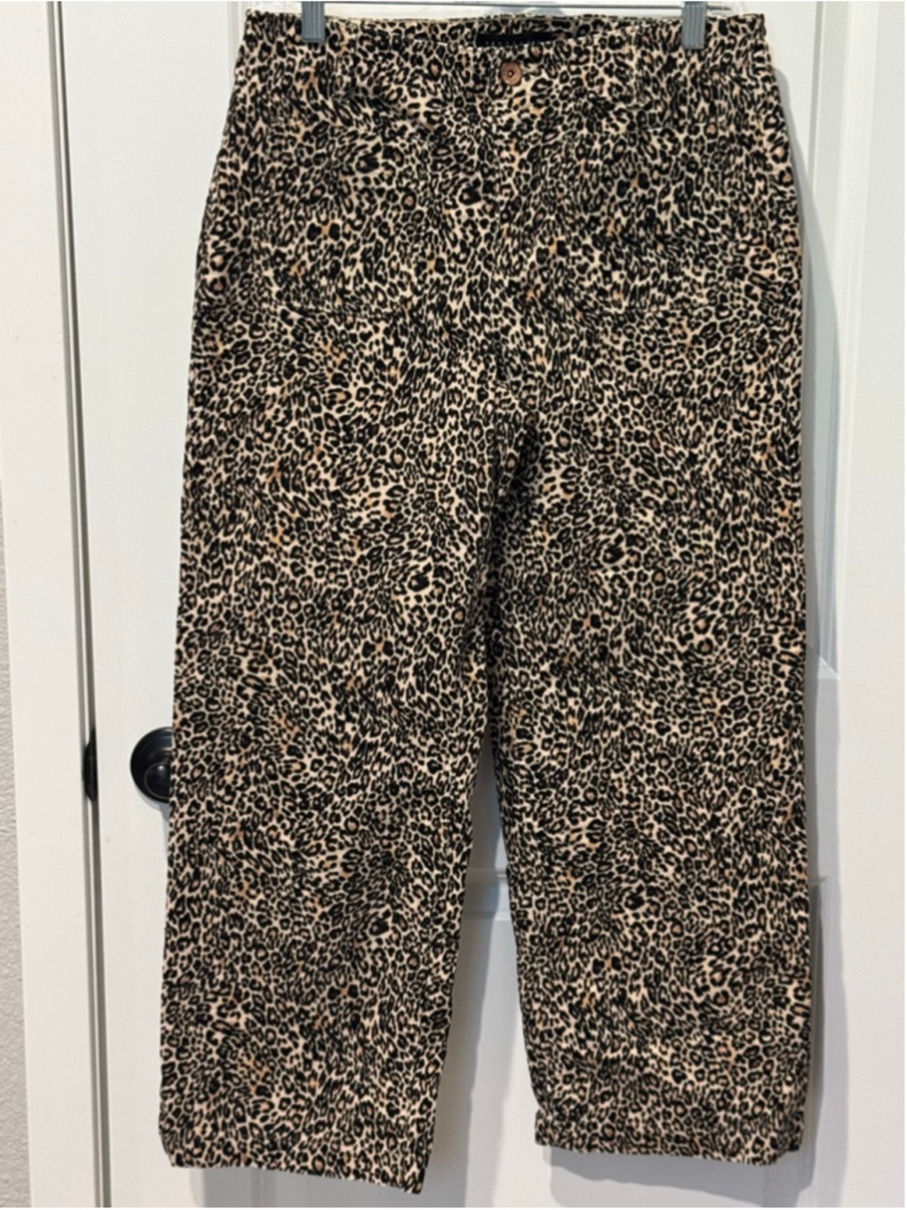 Women's Sanctuary Leopard Print Cropped Corduroy Pants Size 8/29 Beige Black